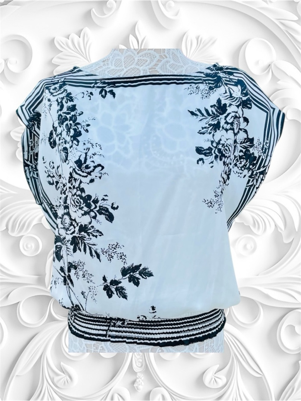CHACHA VENTE Black & White Floral/Stripe Elastic Waist Blouse